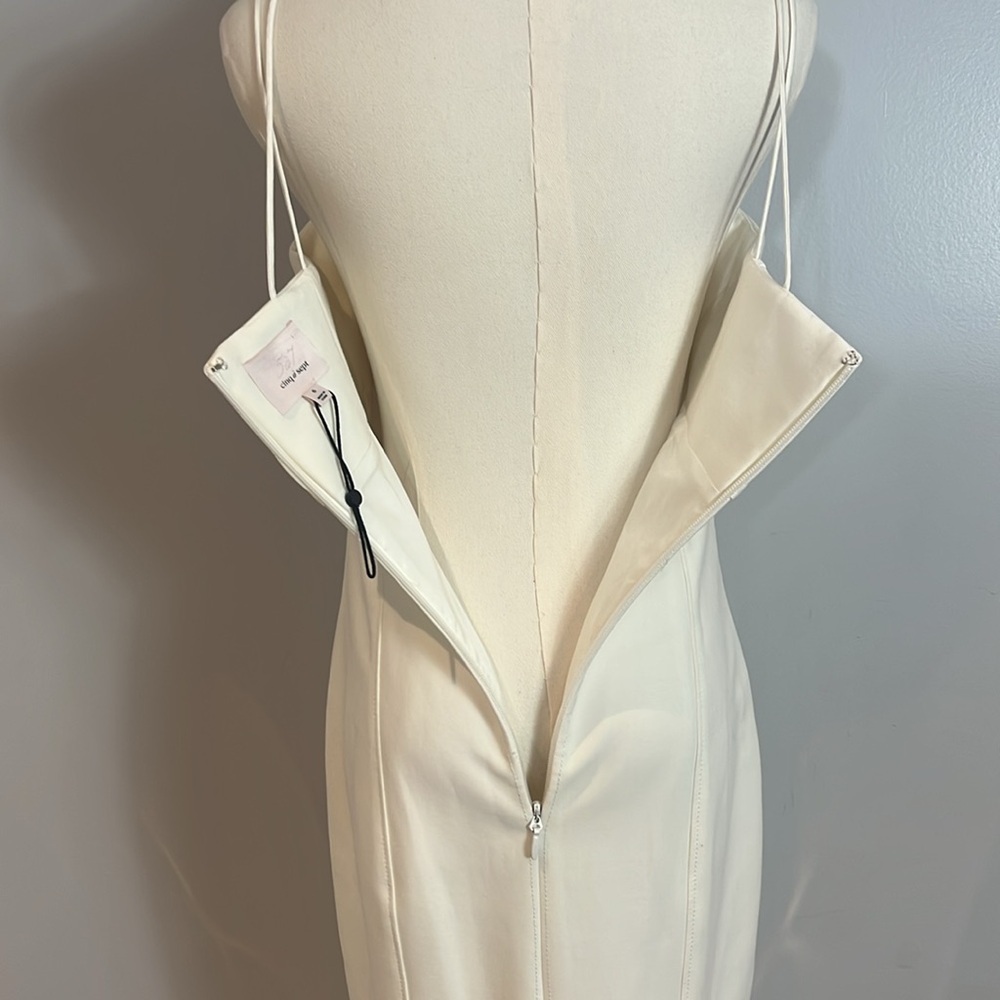 Cinq à Sept Salina Jolie Flounce Hem Sheath Dress - Picture 12 of 17